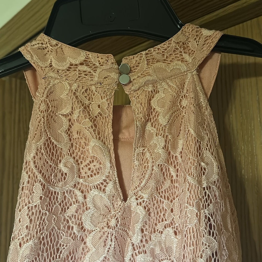 Cable & Gauge Lace Tank Top - Picture 3 of 4